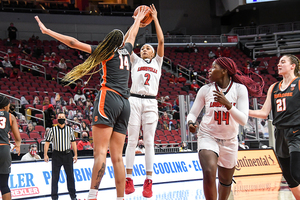 Kamilla Cardoso's 3.1 blocks per game are the eighth most in the country.