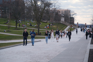 Come on down to the Einhorn Walk for one final hoorah with the class of 2023. SU is hosting Senior Celebration on Thursday featuring photo ops and performances from the SU community.
