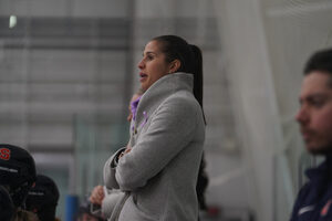 Following an eight-year tenure as an assistant at Clarkson with two NCAA titles, Britni Smith is using her postseason experience to boost SU.