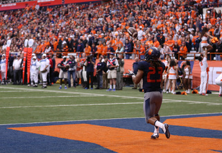 Gulley readies himself to receive a kickoff. 