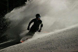 Syracuse University Ski Club practices as Song Mountain in the evenings on weekdays. The team uses both Song Mountain and Labrador Mountain as its practice locations. 
